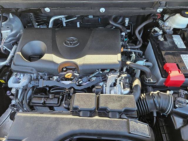 Used 2021 Toyota RAV4 XLE w/ Convenience Package image 23