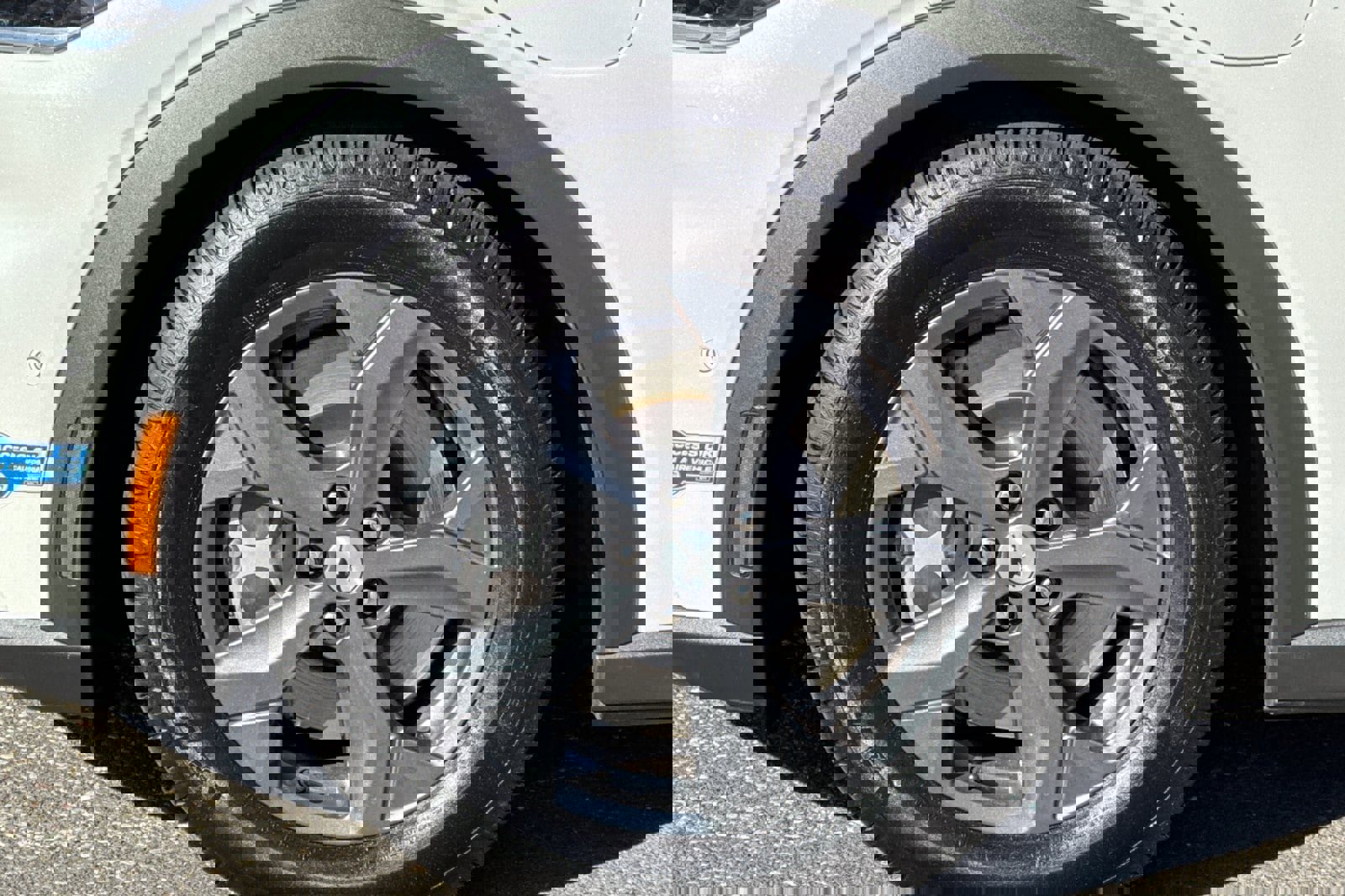 Certified 2021 Ford Mustang Mach-E Select w/ Comfort/Technology Package image 28