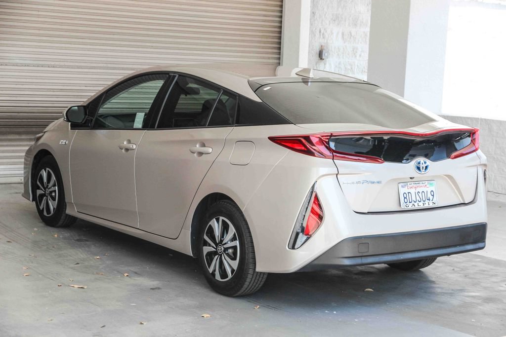 Used 2017 Toyota Prius Prime Premium w/ Carpet Mat Package FWD image 6