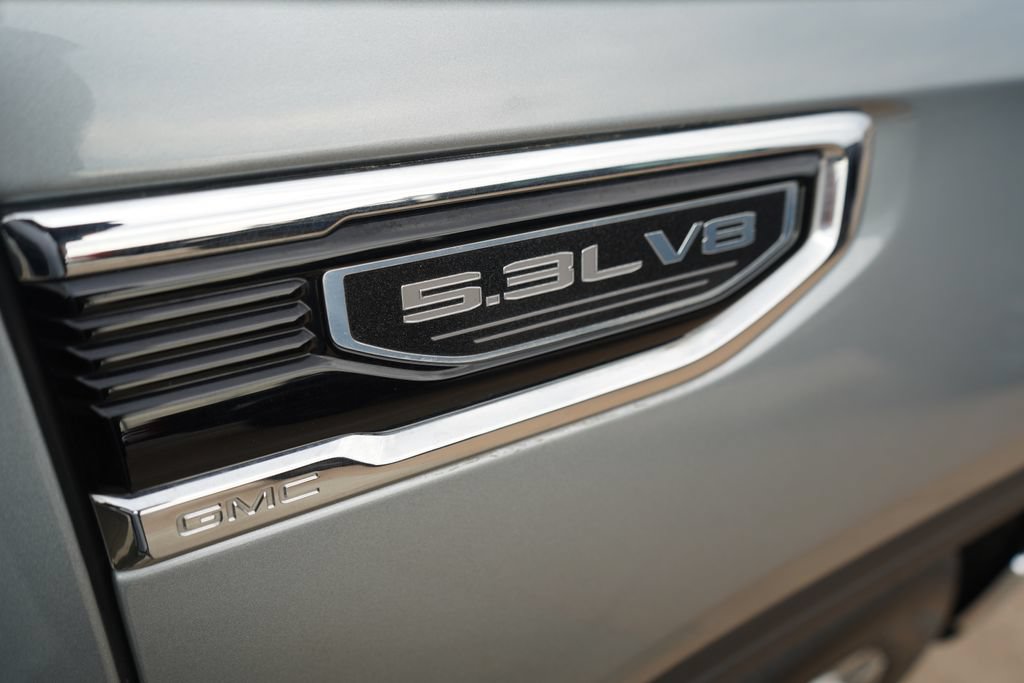 Used 2024 GMC Sierra 1500 SLT RWD image 8