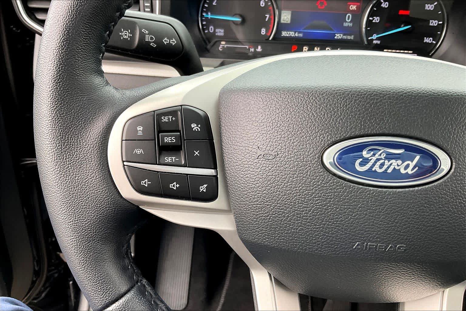 Certified 2023 Ford Explorer XLT RWD image 20