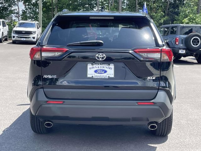 Used 2024 Toyota RAV4 XLE FWD image 27