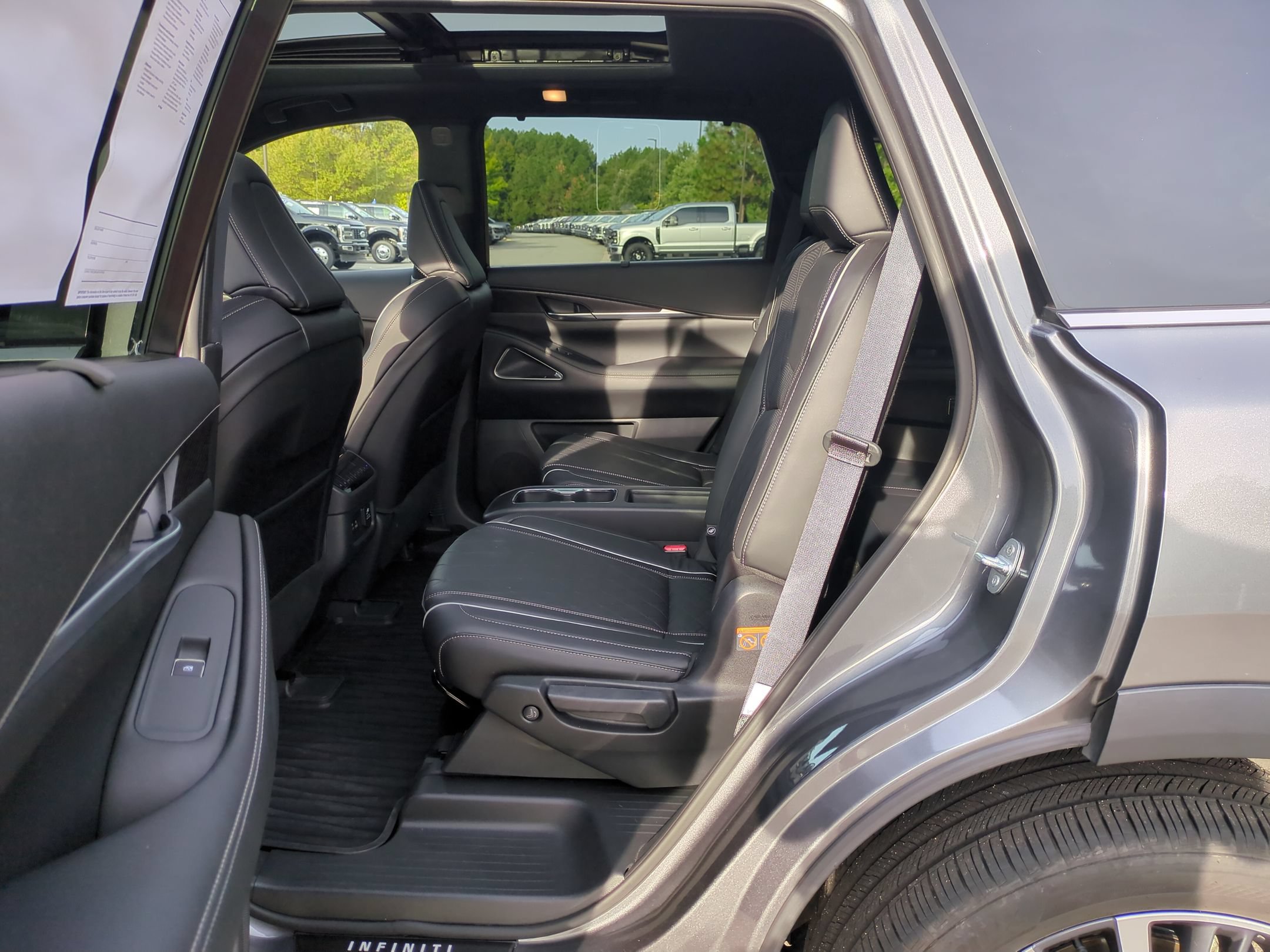 Used 2023 INFINITI QX60 Autograph w/ Cargo Package AWD/4WD image 30