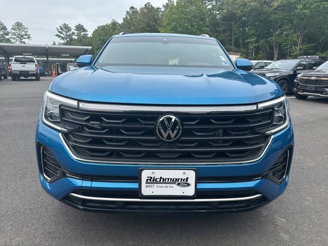 Used 2024 Volkswagen Atlas Cross Sport SEL R-Line AWD/4WD image 8