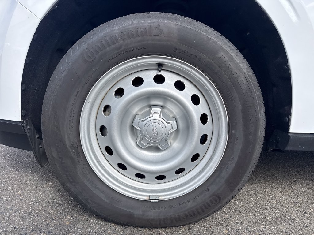 Certified 2024 Ford Maverick XL FWD image 13