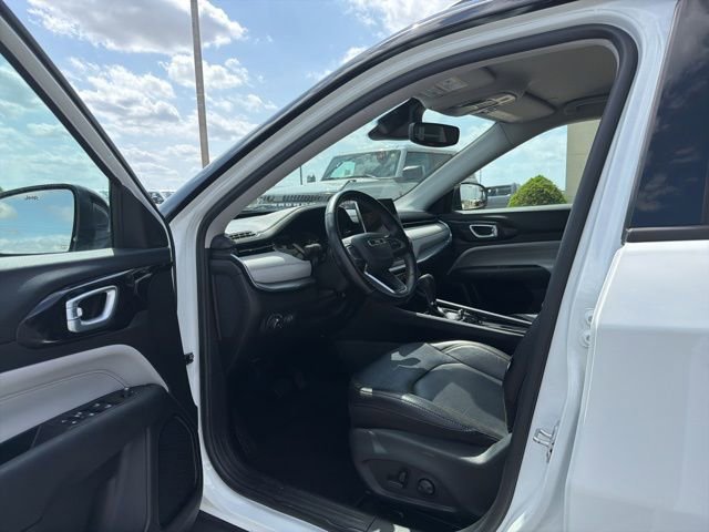Used 2022 Jeep Compass Limited AWD/4WD image 9