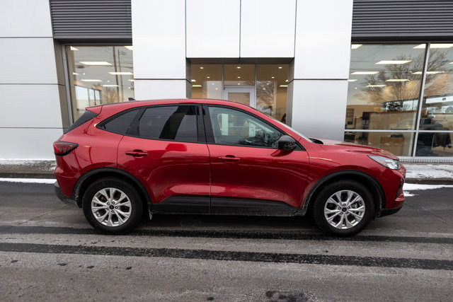 Certified 2025 Ford Escape Active w/ Active Premium Tech Pack image 2