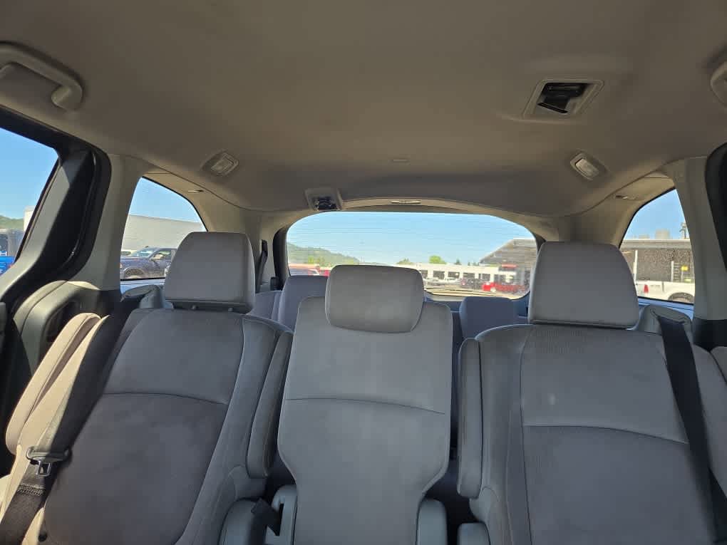 Used 2019 Honda Odyssey EX image 11