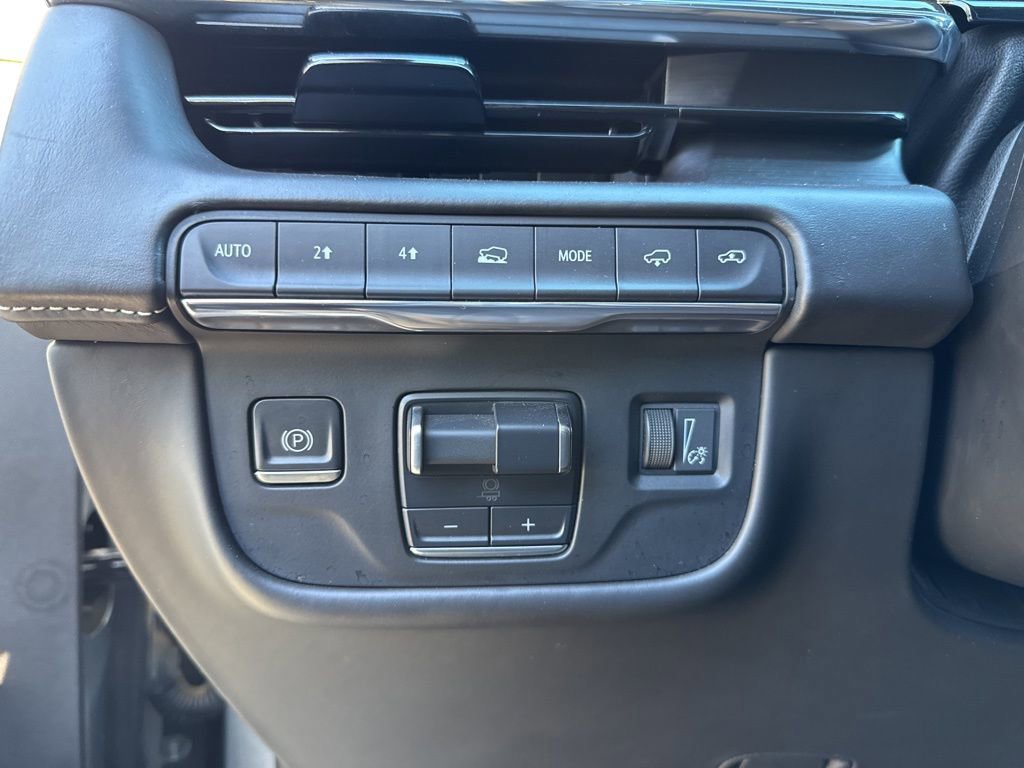 Used 2023 Cadillac Escalade Sport Platinum image 11