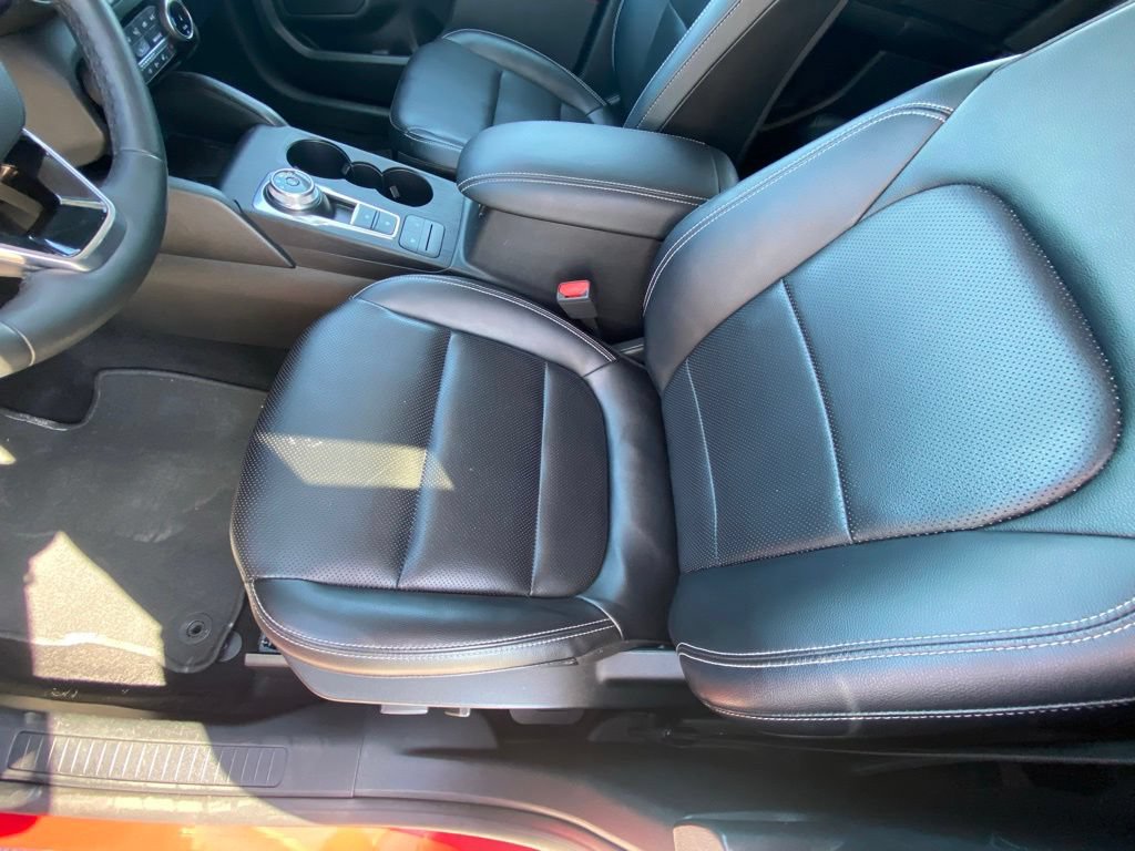 Certified 2022 Ford Escape SEL w/ Technology Package AWD/4WD image 22