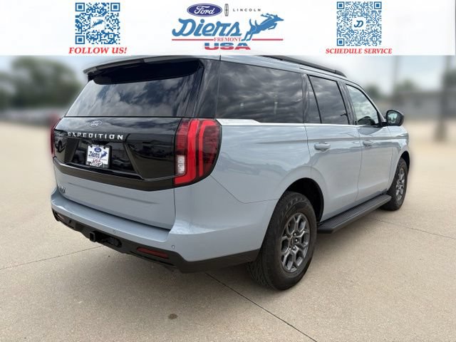 Certified 2025 Ford Expedition Active AWD/4WD image 5