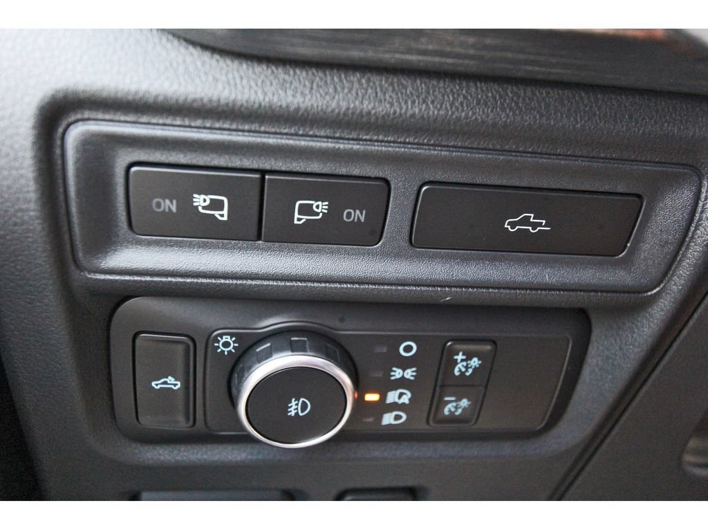 Certified 2022 Ford F150 Lariat AWD/4WD image 22