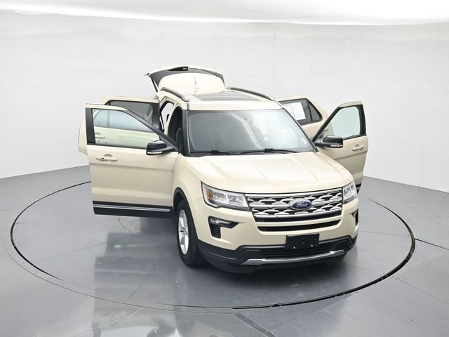 Certified 2018 Ford Explorer XLT w/ Equipment Group 202A FWD image 50