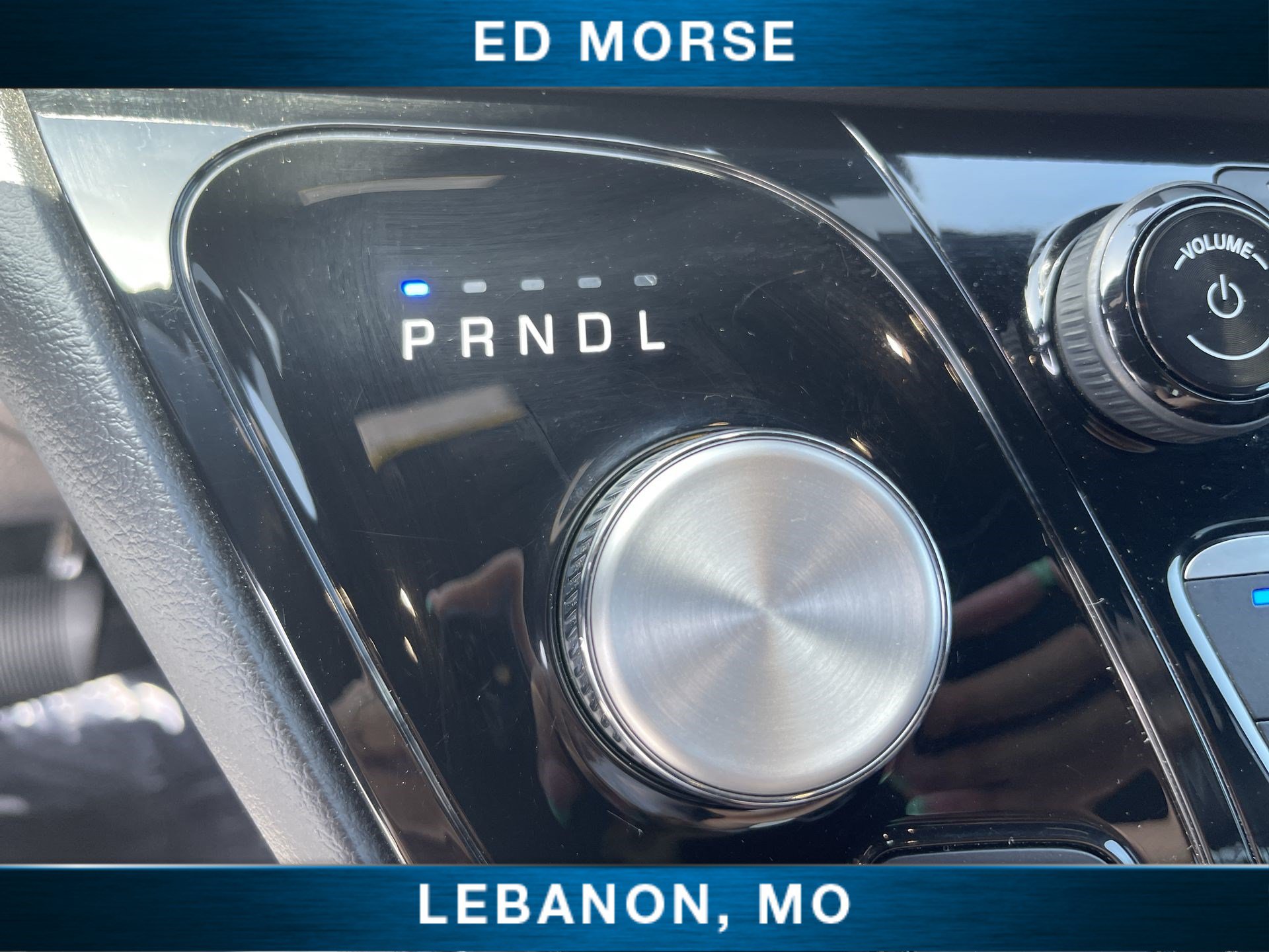 Used 2025 Chrysler Pacifica Select FWD image 15