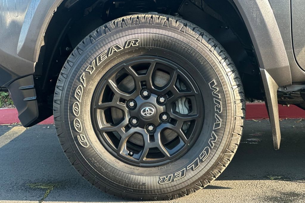 Used 2021 Toyota Tacoma SR5 w/ Blackout Package (TMS) image 28