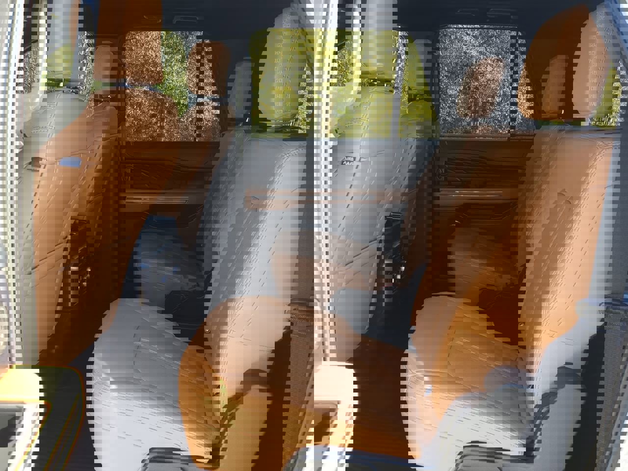 Certified 2024 Ford Expedition Max Platinum image 12