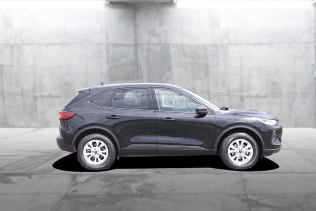 Certified 2025 Ford Escape Active image 3