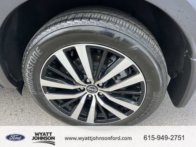 Used 2024 Nissan Pathfinder Platinum w/ Cargo Package image 11