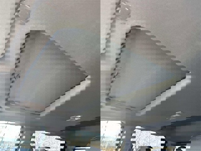 Used 2024 GMC Sierra 1500 SLT w/ SLT Convenience Package image 29