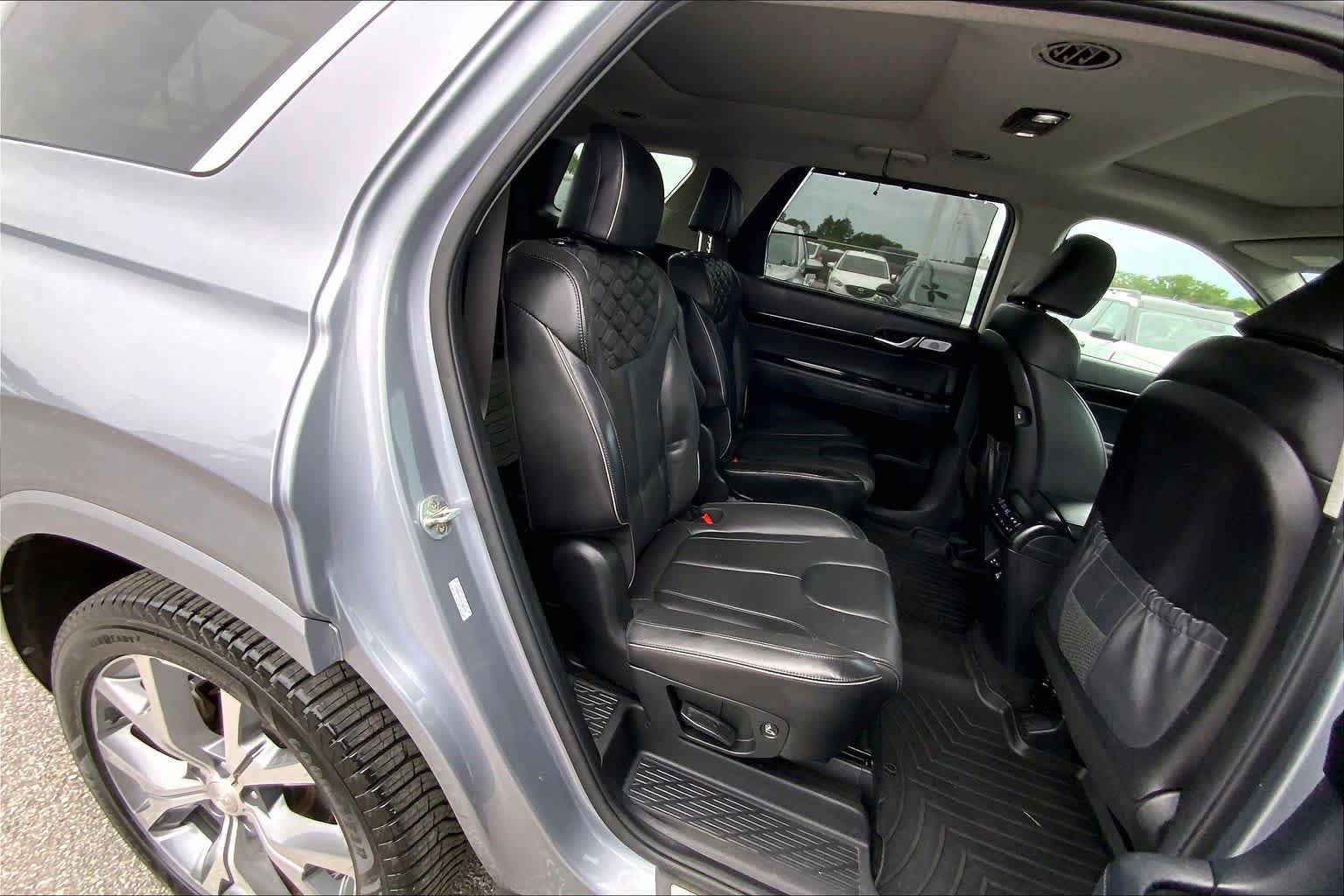 Used 2021 Hyundai Palisade Limited FWD image 19