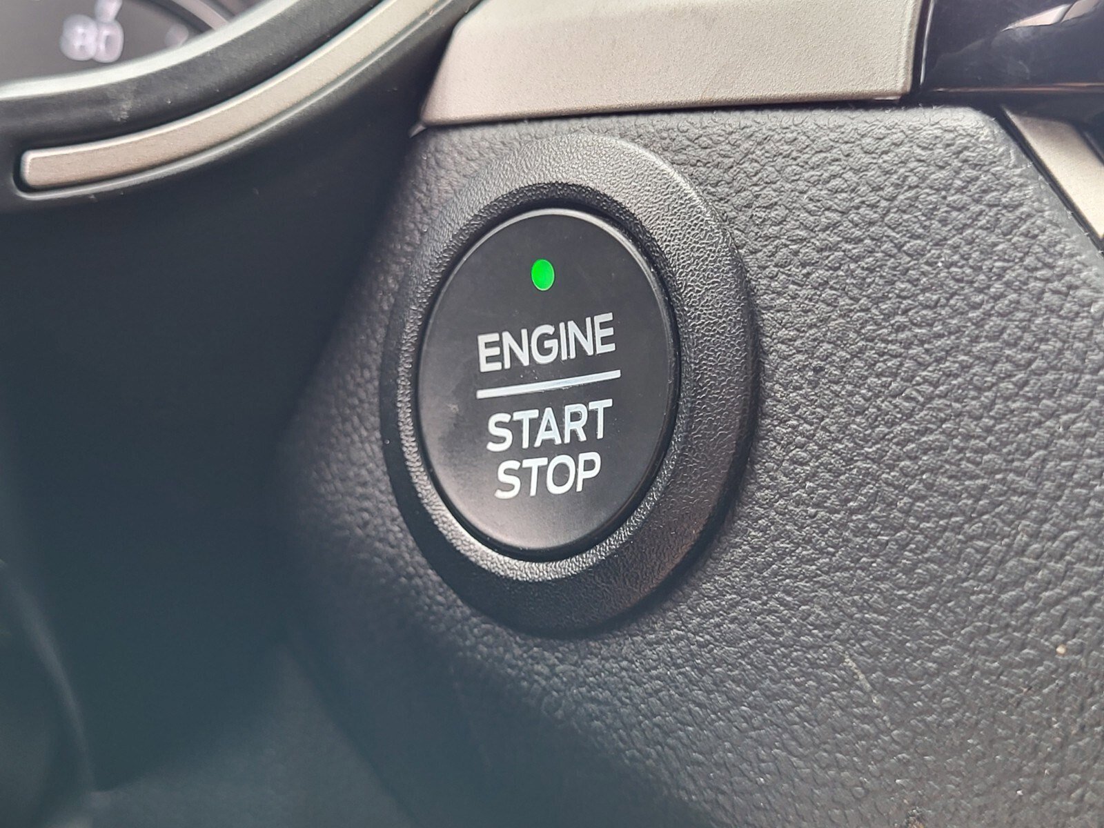 Certified 2022 Ford Escape SEL w/ Class II Trailer Tow Package image 25