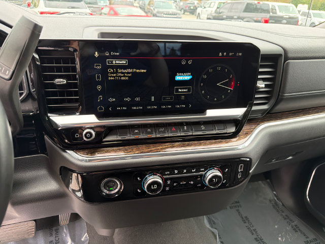 Used 2024 GMC Sierra 1500 SLE w/ X31 Off-Road Package AWD/4WD image 29