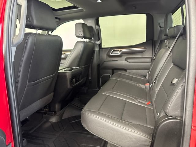 Used 2022 Chevrolet Silverado 1500 RST w/ Convenience Package II AWD/4WD image 12