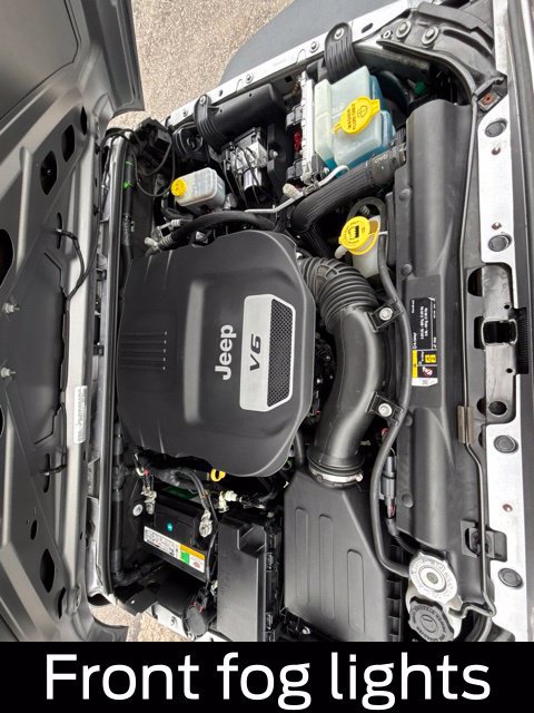 Used 2018 Jeep Wrangler Unlimited Sport S AWD/4WD image 33
