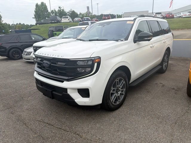 Certified 2025 Ford Expedition Active AWD/4WD image 12