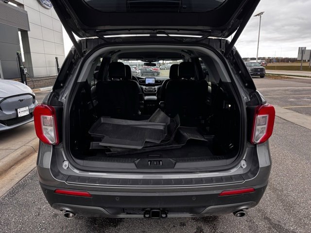 Certified 2022 Ford Explorer XLT w/ XLT Sport Appearance Package image 39