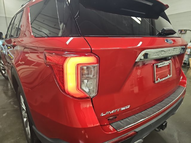 Certified 2023 Ford Explorer Limited w/ Equipment Group 301A AWD/4WD image 33