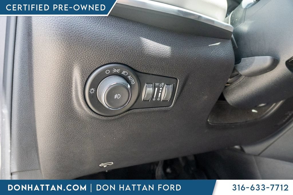 Used 2024 Jeep Compass Limited AWD/4WD image 17