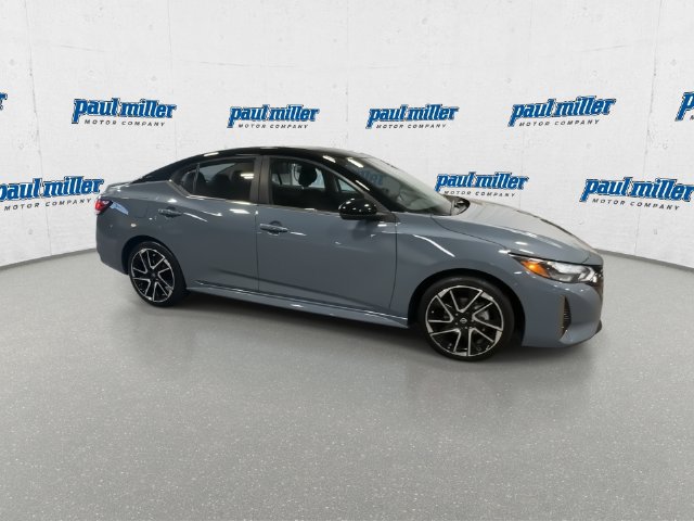 Used 2024 Nissan Sentra SR FWD image 13