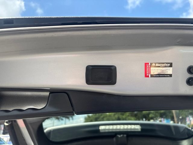 Used 2019 Toyota RAV4 Limited FWD image 10
