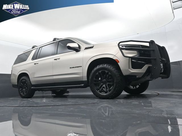 Used 2023 Chevrolet Suburban Z71 image 22