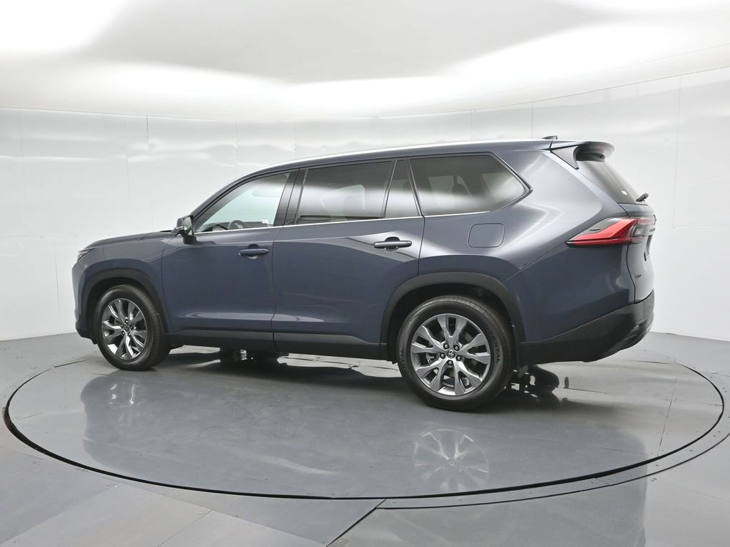 Used 2024 Toyota Grand Highlander Limited image 16