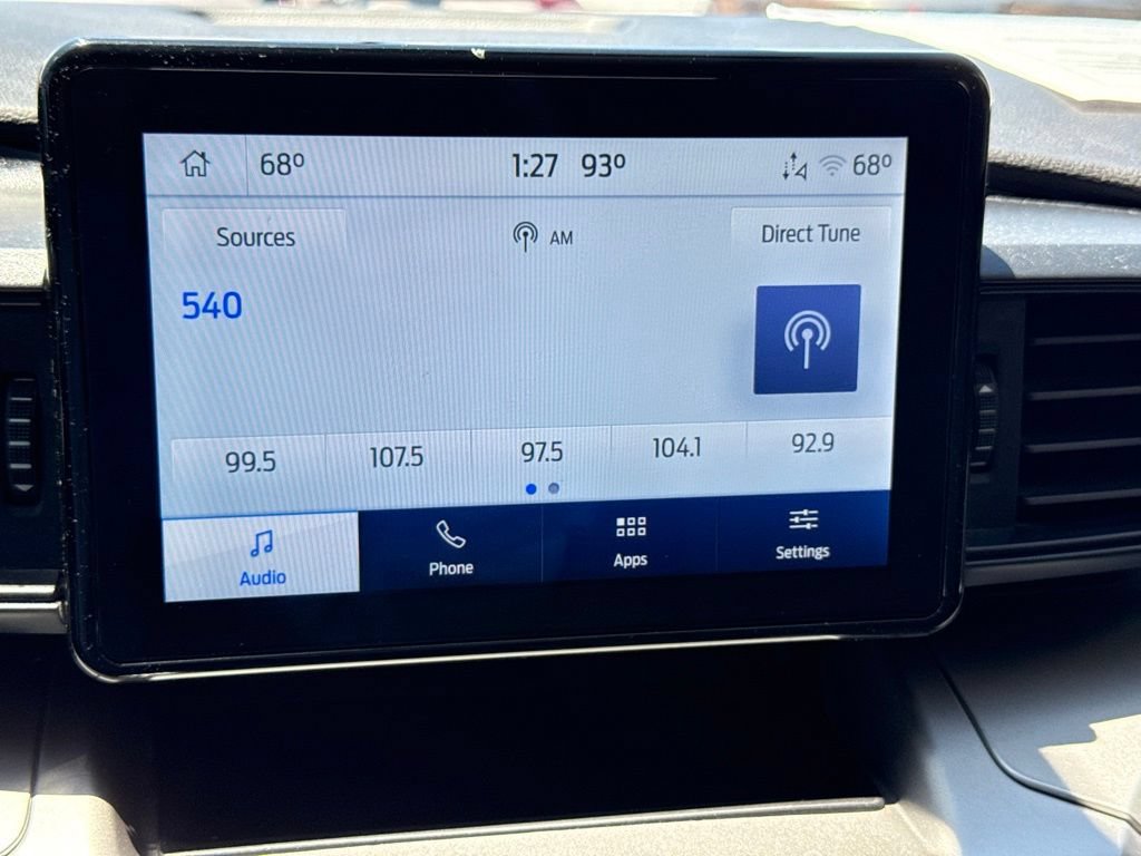 Certified 2022 Ford Explorer XLT RWD image 16