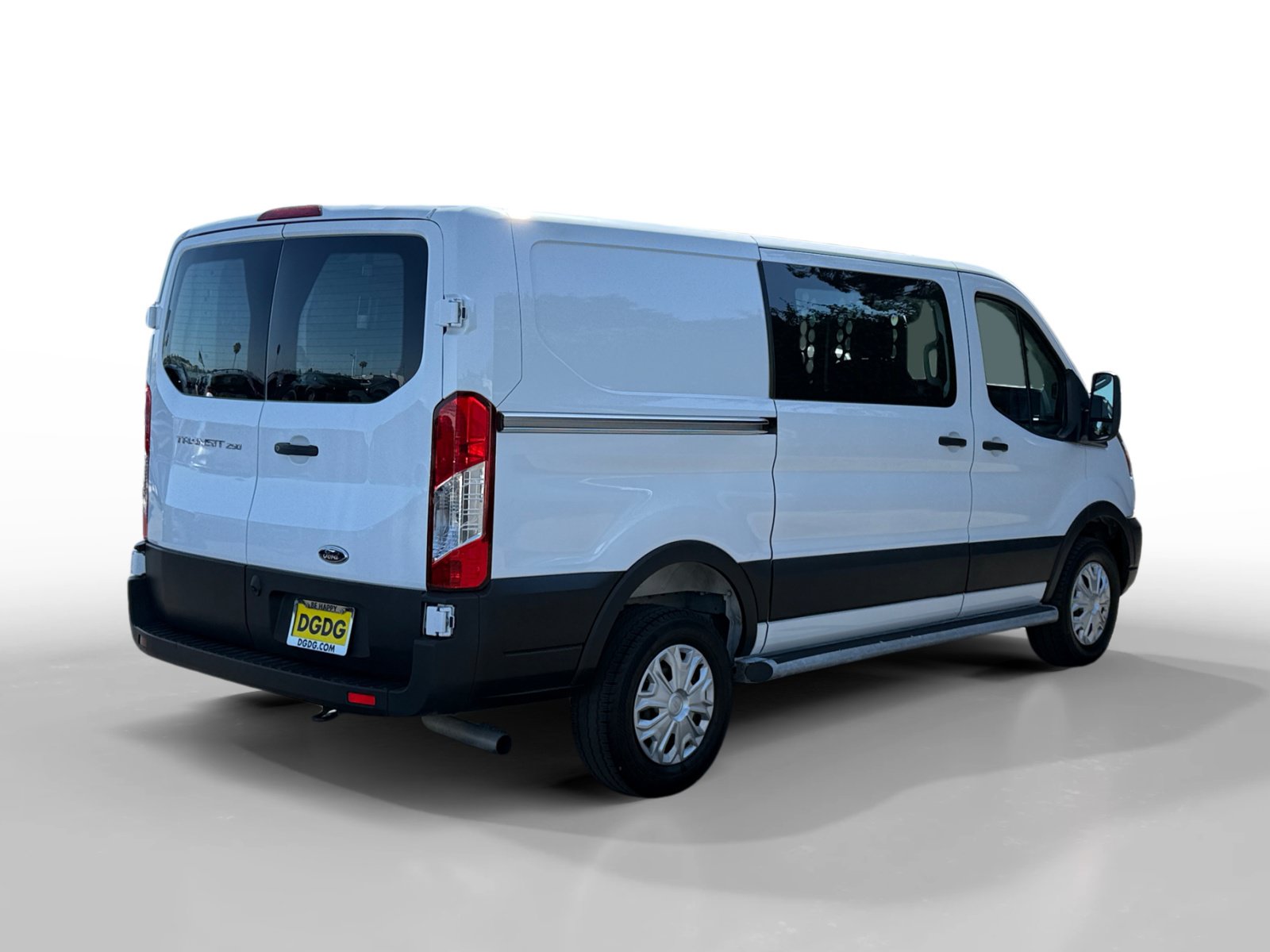 Certified 2025 Ford Transit 250 Low Roof w/ Exterior Upgrade Package RWD image 5
