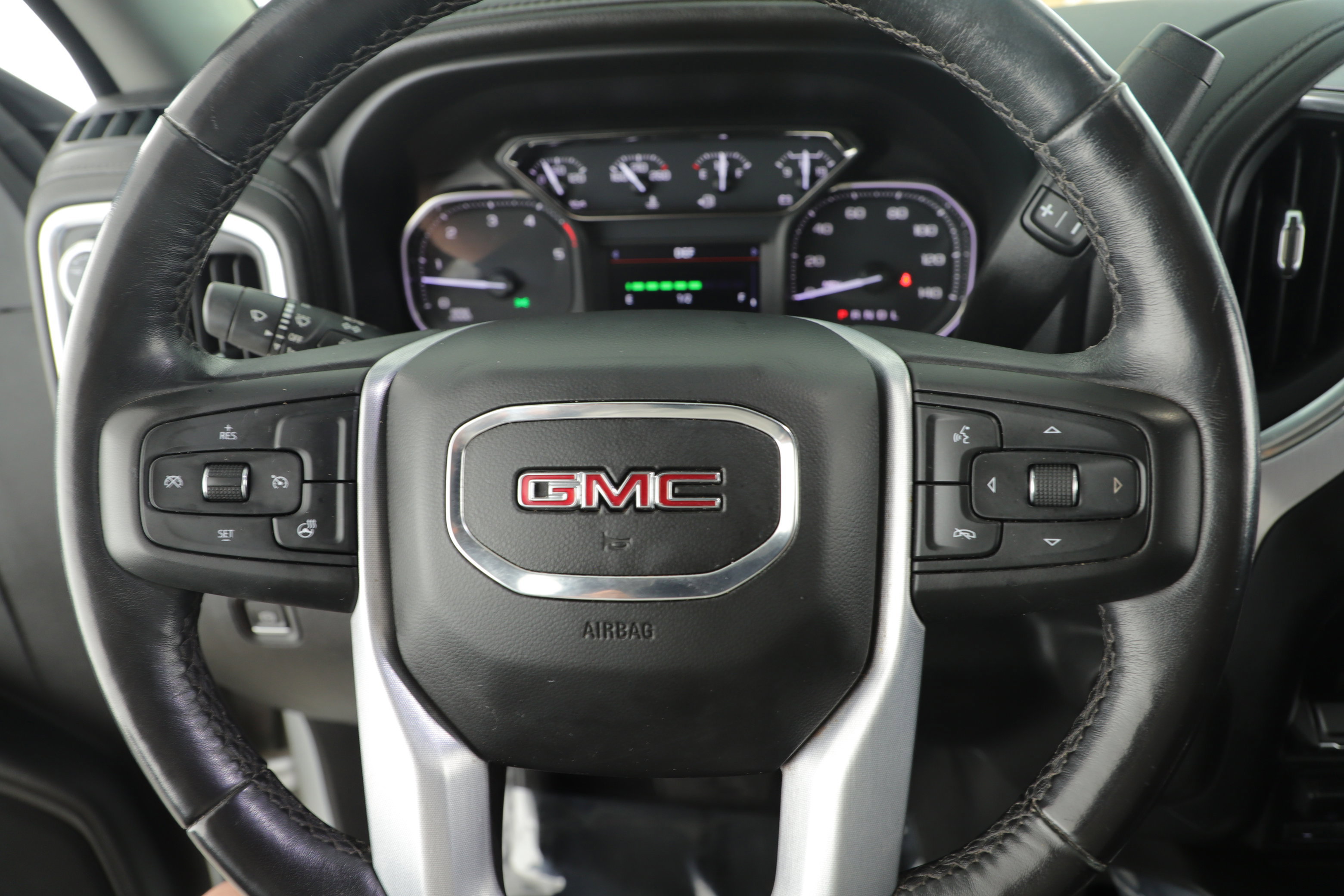 Used 2022 GMC Sierra 2500 SLT image 19