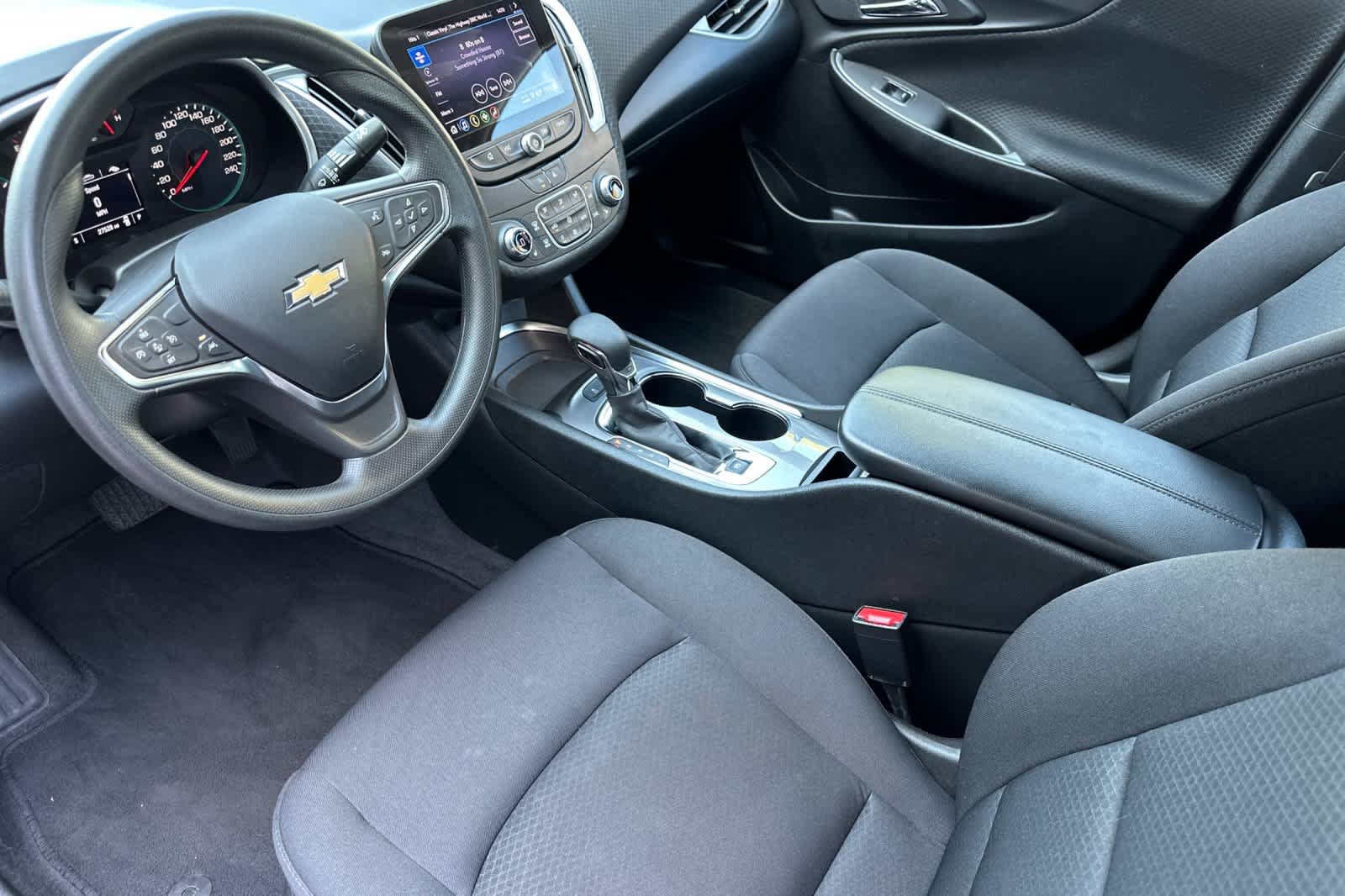 Used 2024 Chevrolet Malibu LT FWD image 11