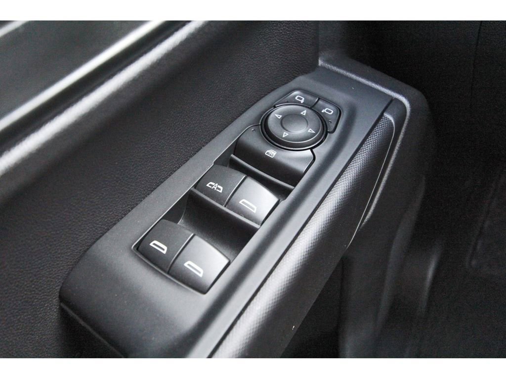 Used 2023 Chevrolet Silverado 1500 Custom image 19