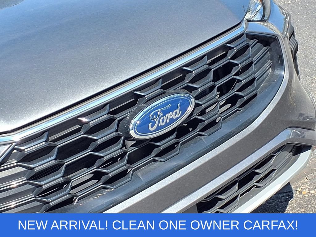 Certified 2024 Ford Escape ST-Line w/ Tech Pack #1 AWD/4WD image 32