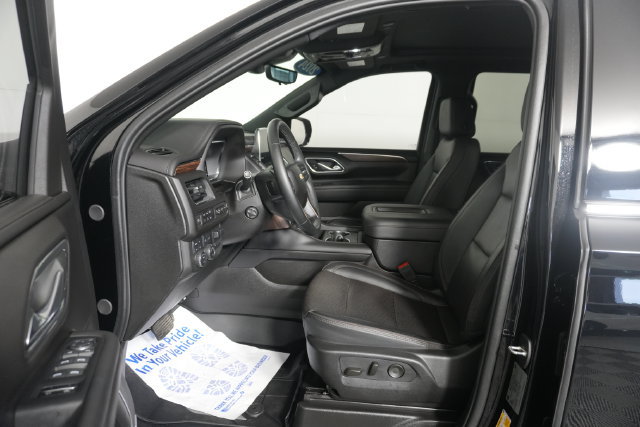 Used 2024 Chevrolet Tahoe High Country AWD/4WD image 33