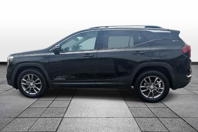 Used 2023 GMC Terrain SLT AWD/4WD image 8