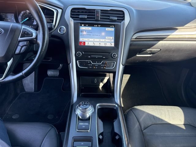 Certified 2017 Ford Fusion Energi SE FWD image 32