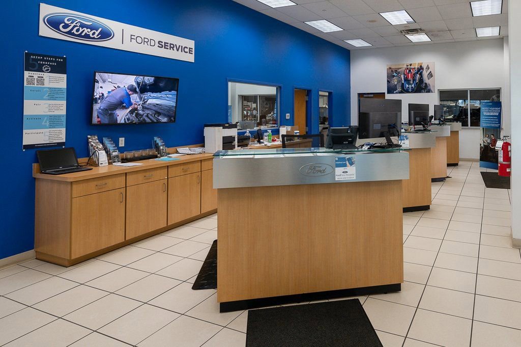 Certified 2024 Ford Edge SEL w/ Convenience Package image 49