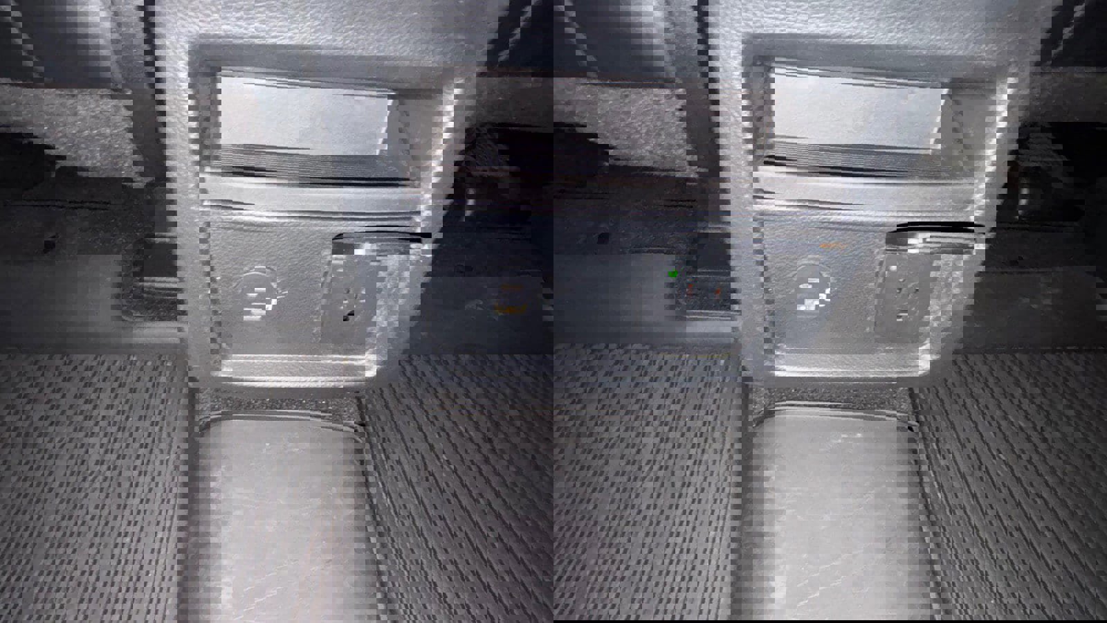 Certified 2022 Ford Edge SEL w/ Convenience Package image 24