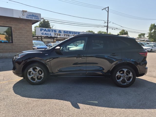 Certified 2024 Ford Escape ST-Line AWD/4WD image 7