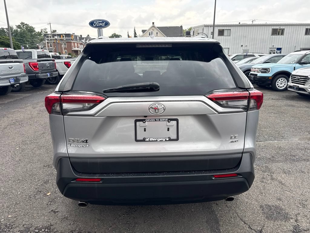 Used 2019 Toyota RAV4 LE w/ All Weather Liner Package AWD/4WD image 6