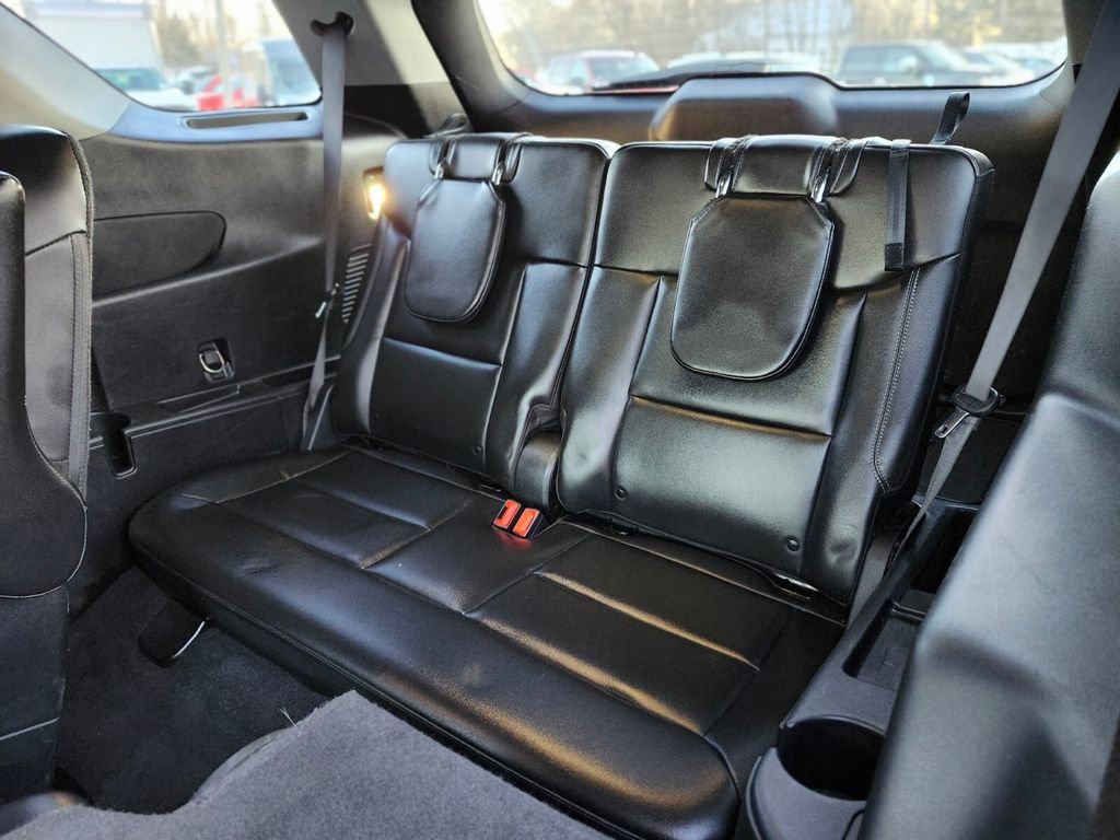 Certified 2022 Ford Explorer XLT w/ Equipment Group 202A image 18